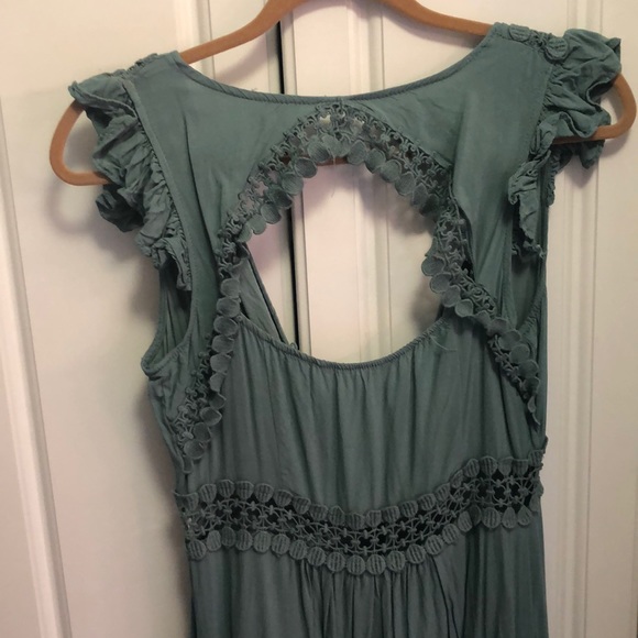 Flattering pale turquoise summer dress - Picture 5 of 8
